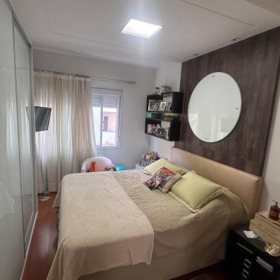 Cobertura com 196m², 3 quartos (sendo 1 suíte), 2 garagens, no bairro Carvoeira em Florianópolis