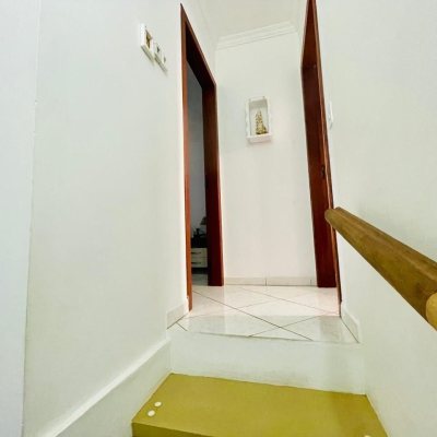 Apartamentos com 79m², 2 quartos, 2 suítes, 1 garagem, no bairro Ingleses do Rio Vermelho em Florianópolis