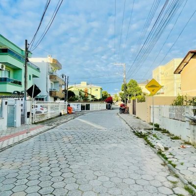 Apartamentos com 79m², 2 quartos, 2 suítes, 1 garagem, no bairro Ingleses do Rio Vermelho em Florianópolis
