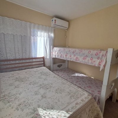 Casa em Condomínio com 297m², 5 quartos, 1 suíte, 4 garagens, no bairro Cachoeira Do Bom Jesus em Florianópolis
