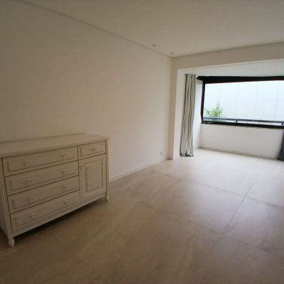 Apartamentos com 106m², 2 quartos, 2 suítes, 1 garagem, no bairro Coqueiros em Florianópolis