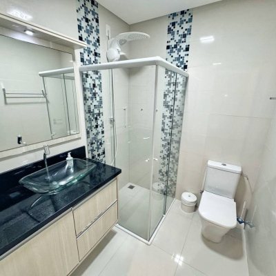 Cobertura com 200m², 3 quartos, 1 suíte, 2 garagens, no bairro Ingleses do Rio Vermelho em Florianópolis