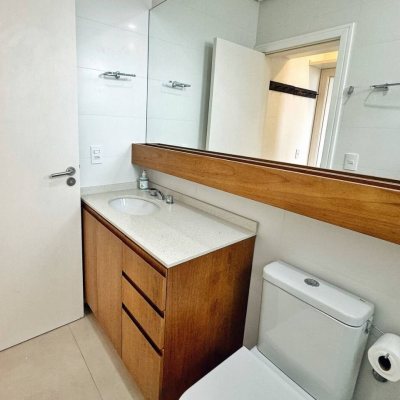 Cobertura com 200m², 3 quartos, 1 suíte, 2 garagens, no bairro Ingleses do Rio Vermelho em Florianópolis