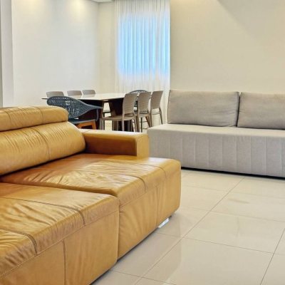 Cobertura com 200m², 3 quartos, 1 suíte, 2 garagens, no bairro Ingleses do Rio Vermelho em Florianópolis