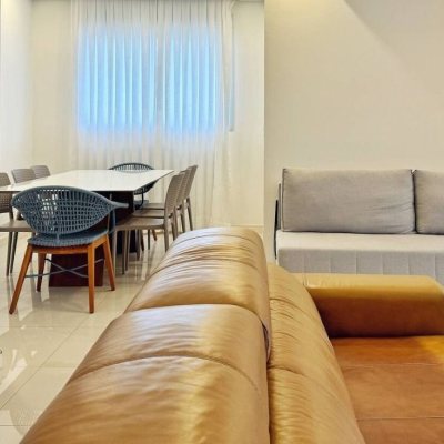 Cobertura com 200m², 3 quartos, 1 suíte, 2 garagens, no bairro Ingleses do Rio Vermelho em Florianópolis