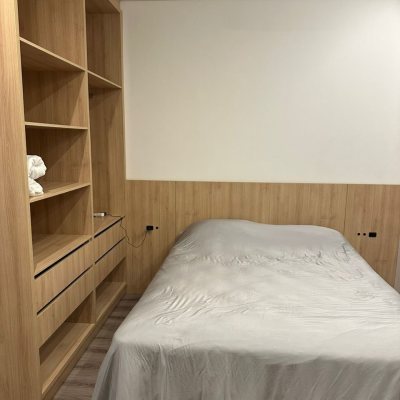 Casa Residencial com 323m², 4 quartos, 4 suítes, 4 garagens, no bairro Ingleses do Rio Vermelho em Florianópolis