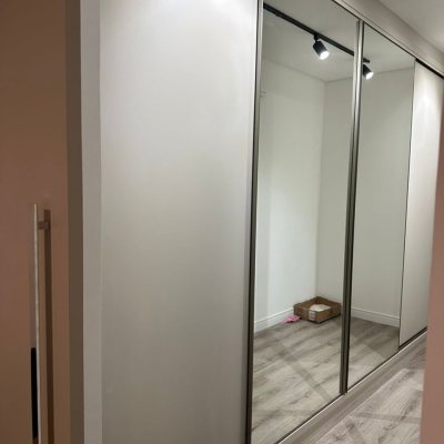 Casa Residencial com 323m², 4 quartos, 4 suítes, 4 garagens, no bairro Ingleses do Rio Vermelho em Florianópolis