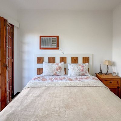 Casa Residencial com 230m², 3 quartos, 1 suíte, 4 garagens, no bairro Jurerê Internacional em Florianópolis