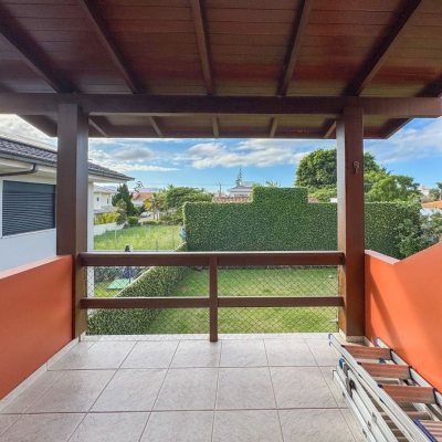 Casa Residencial com 230m², 3 quartos, 1 suíte, 4 garagens, no bairro Jurerê Internacional em Florianópolis