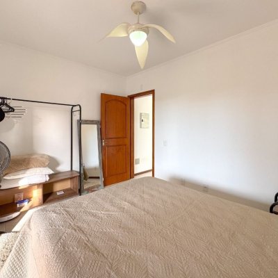 Casa Residencial com 230m², 3 quartos, 1 suíte, 4 garagens, no bairro Jurerê Internacional em Florianópolis