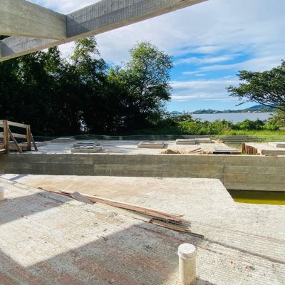 Apartamentos com 70m², 2 quartos (sendo 1 suíte), 1 garagem, no bairro Canto Da Lagoa em Florianópolis