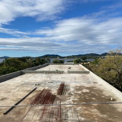Apartamentos com 70m², 2 quartos (sendo 1 suíte), 1 garagem, no bairro Canto Da Lagoa em Florianópolis