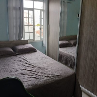 Casa Residencial com 191m², 4 quartos, 1 suíte, 2 garagens, no bairro Ipiranga em São José