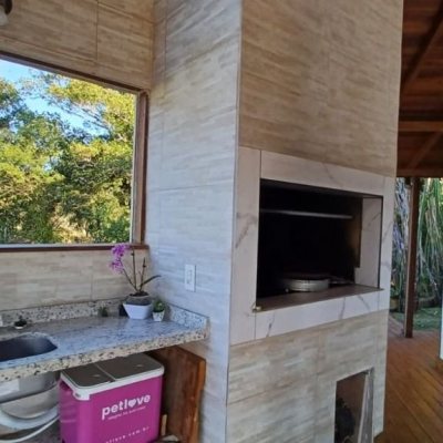 Casa em Condomínio com 240m², 3 quartos, 2 suítes, 2 garagens, no bairro Vargem Grande em Florianópolis