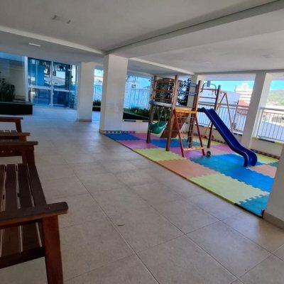 Apartamentos com 81m², 2 quartos, 1 suíte, 1 garagem, no bairro Itacorubi em Florianópolis