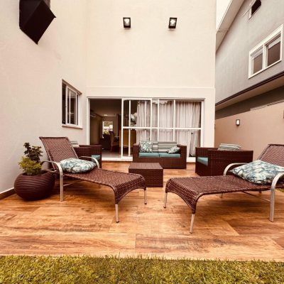 Casa em Condomínio com 270m², no bairro Barra em Balneario Camboriu