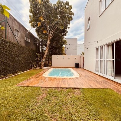 Casa em Condomínio com 270m², no bairro Barra em Balneario Camboriu