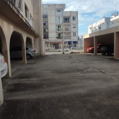 Apartamentos com 82m², 3 quartos, 1 suíte, 1 garagem, no bairro Kobrasol em São José