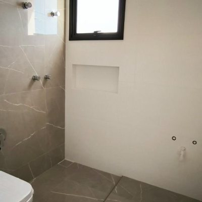 Casa em Condomínio com 165m², 3 quartos, 1 suíte, 2 garagens, no bairro Beira Rio em Biguaçu