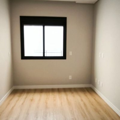 Casa em Condomínio com 165m², 3 quartos, 1 suíte, 2 garagens, no bairro Beira Rio em Biguaçu