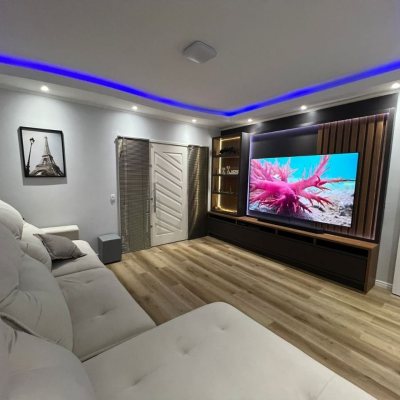 Casa Residencial com 200m², 3 quartos, 2 suítes, 6 garagens, no bairro Serraria em São José