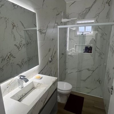 Casa Residencial com 200m², 3 quartos, 2 suítes, 6 garagens, no bairro Serraria em São José