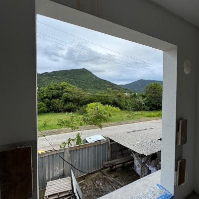 Studio Residencial com 32m², 1 quarto, 1 suíte, 1 garagem, no bairro Ribeirão Da Ilha em Florianópolis