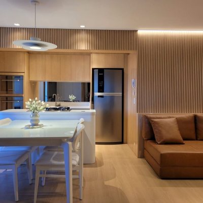 Apartamentos com 73m², 2 quartos, 1 suíte, 2 garagens, no bairro Centro em Florianópolis