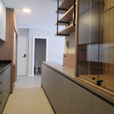 Apartamentos com 139m², 3 quartos, 3 suítes, 2 garagens, no bairro Jardim Atlântico em Florianópolis