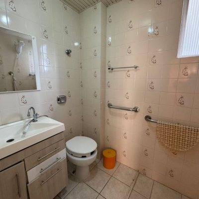 Apartamentos com 163m², 5 quartos, 2 garagens, no bairro Balneário em Florianópolis