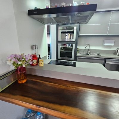 Cobertura com 140m², 2 quartos, 1 suíte, 2 garagens, no bairro Kobrasol em São José