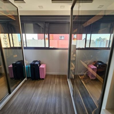 Cobertura com 140m², 2 quartos, 1 suíte, 2 garagens, no bairro Kobrasol em São José