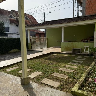 Casa Residencial com 50m², 2 quartos, 1 garagem, no bairro Vargem Grande em Florianópolis