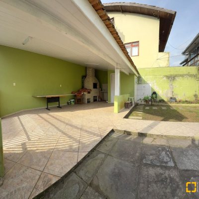 Casa Residencial com 50m², 2 quartos, 1 garagem, no bairro Vargem Grande em Florianópolis