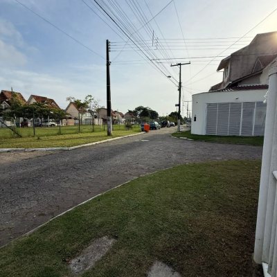 Casa Residencial com 50m², 2 quartos, 1 garagem, no bairro Vargem Grande em Florianópolis