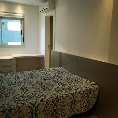 Apartamentos com 156m², 2 quartos, 2 suítes, 2 garagens, no bairro Centro em Florianópolis