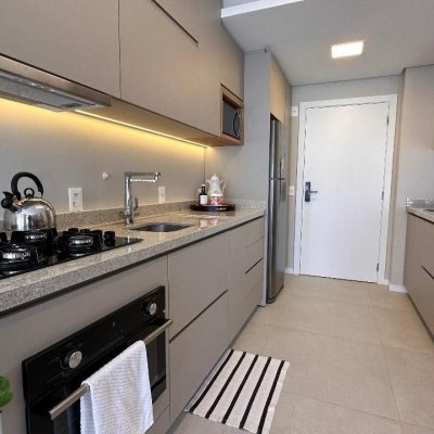 Studio Residencial com 37m², 1 quarto, 1 garagem, no bairro João Paulo em Florianópolis