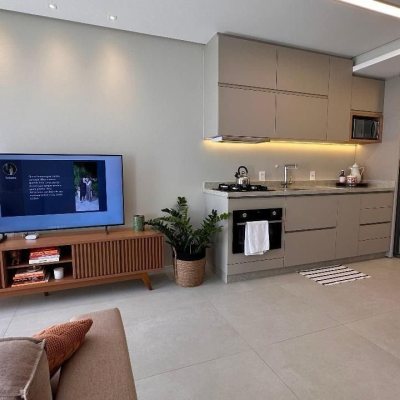 Studio Residencial com 37m², 1 quarto, 1 garagem, no bairro João Paulo em Florianópolis