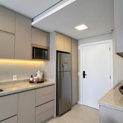 Studio Residencial com 37m², 1 quarto, 1 garagem, no bairro João Paulo em Florianópolis