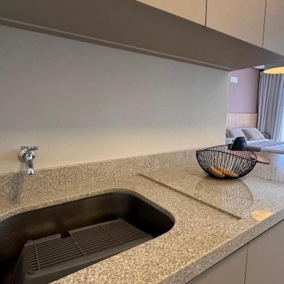 Studio Residencial com 37m², 1 quarto, 1 garagem, no bairro João Paulo em Florianópolis