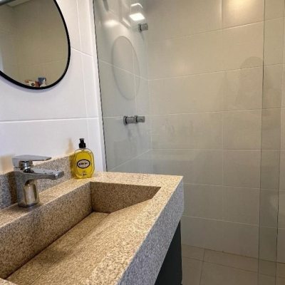 Studio Residencial com 37m², 1 quarto, 1 garagem, no bairro João Paulo em Florianópolis