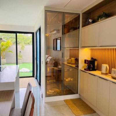 Casa Residencial com 127m², 3 quartos (sendo 2 suítes), 2 garagens, no bairro Campeche em Florianópolis
