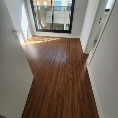 Apartamentos com 69m², 2 quartos, 2 suítes, 1 garagem, no bairro Centro em Florianópolis