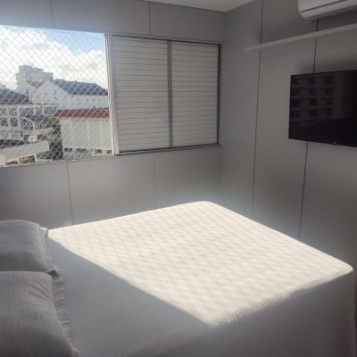 Apartamentos com 43m², 1 quarto, no bairro Centro em Florianópolis