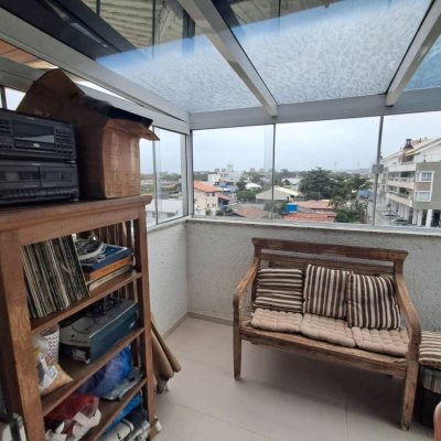 Cobertura com 166m², 3 quartos, 1 suíte, 2 garagens, no bairro Campeche em Florianópolis