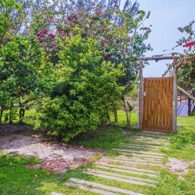 Cobertura com 166m², 3 quartos, 1 suíte, 2 garagens, no bairro Campeche em Florianópolis