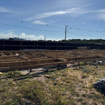 Casa Residencial com 151m², 3 quartos, 1 suíte, 1 garagem, no bairro Ingleses do Rio Vermelho em Florianópolis