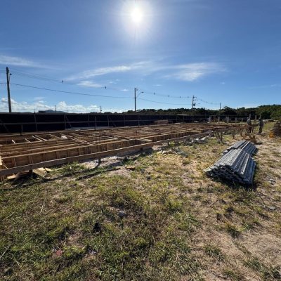 Casa Residencial com 151m², 3 quartos, 1 suíte, 1 garagem, no bairro Ingleses do Rio Vermelho em Florianópolis