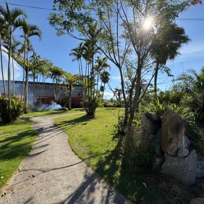Casa Residencial com 151m², 3 quartos, 1 suíte, 1 garagem, no bairro Ingleses do Rio Vermelho em Florianópolis