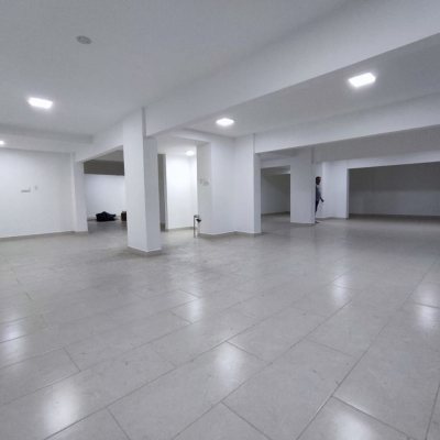 Sala com 203m², no bairro Centro em Florianópolis